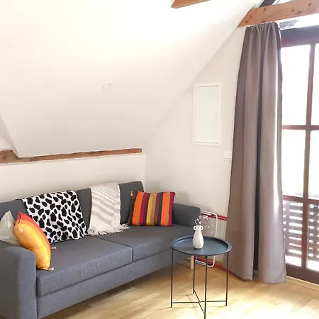 펜션 Fresh Romance By The River 보히니